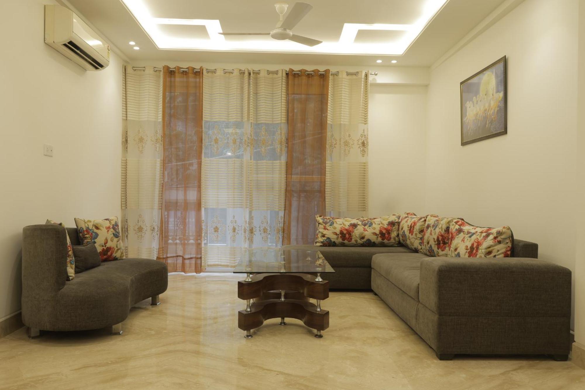 Bed and Breakfast Under My Roof Superio à New Delhi Extérieur photo