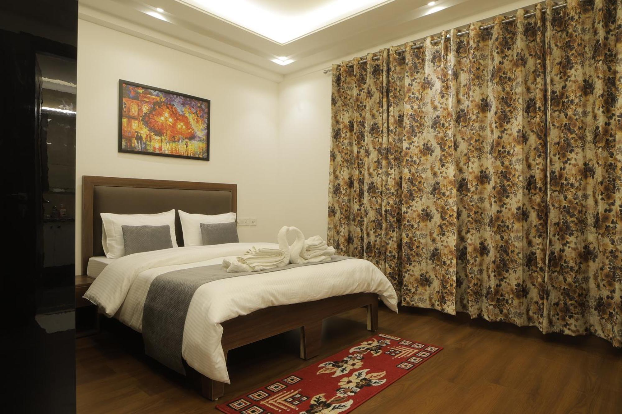 Bed and Breakfast Under My Roof Superio à New Delhi Extérieur photo