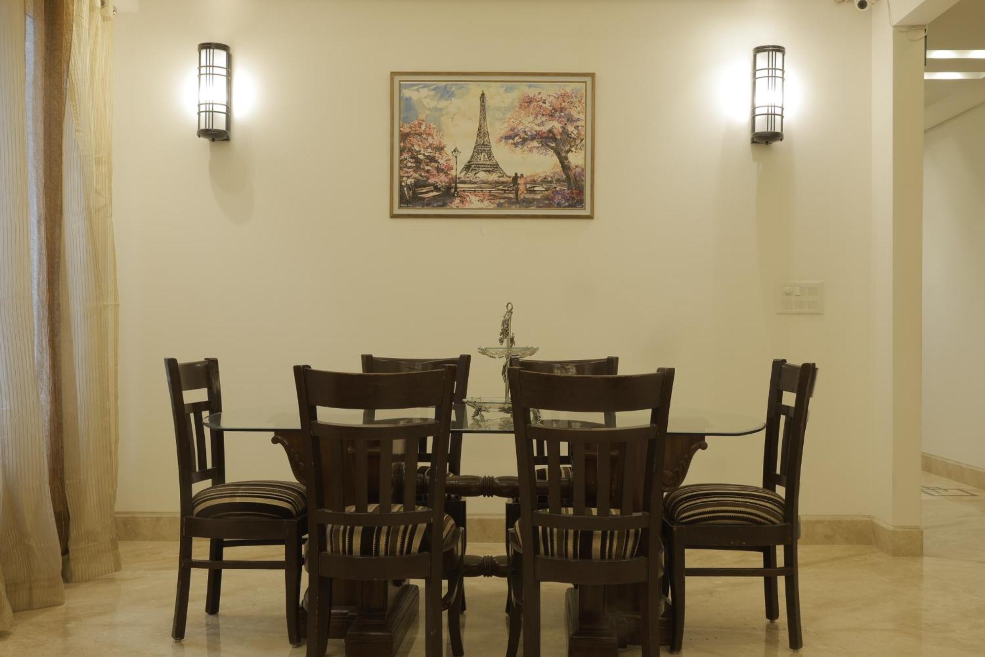 Bed and Breakfast Under My Roof Superio à New Delhi Extérieur photo