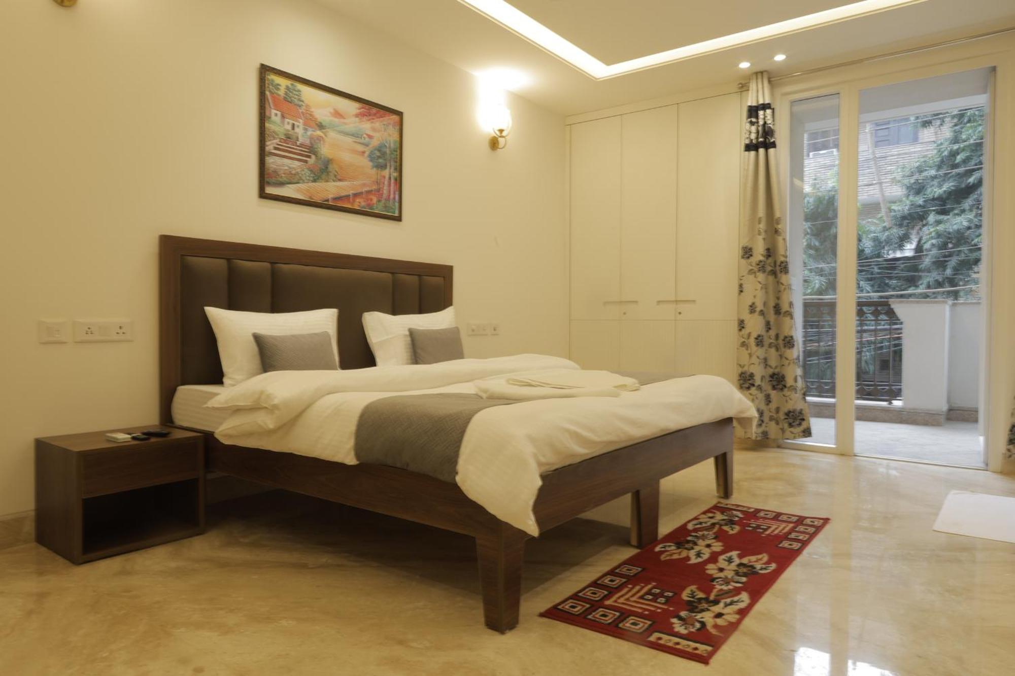 Bed and Breakfast Under My Roof Superio à New Delhi Extérieur photo